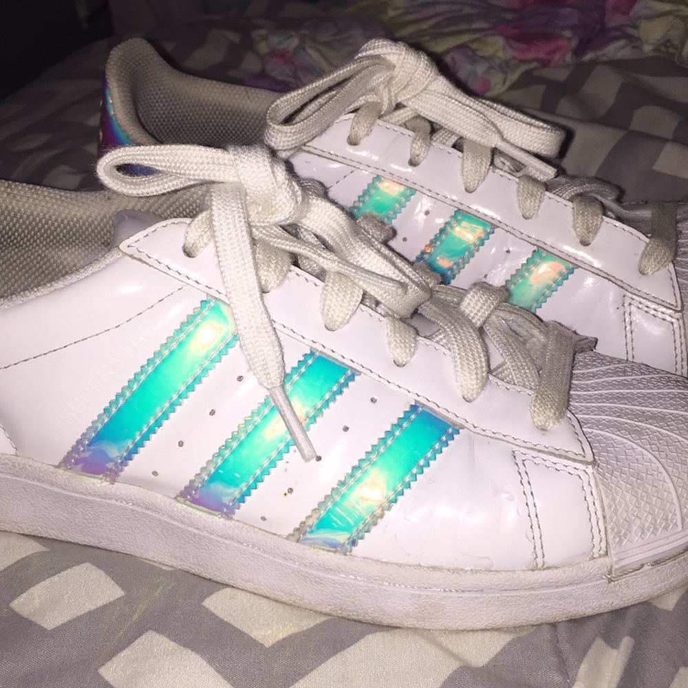 Iridescent shoes